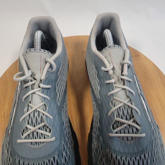 Altra Viho Running Sneakers Shoes Men 10.5 Gray Red Zero Limits - Picture 8 of 16